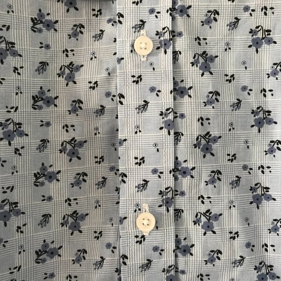 Kenneth Cole Floral Button-Up Shirt (NWT) - Picture 7 of 14